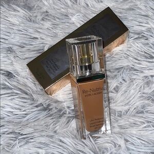 Estée Lauder ultra radiance liquid makeup -6W1